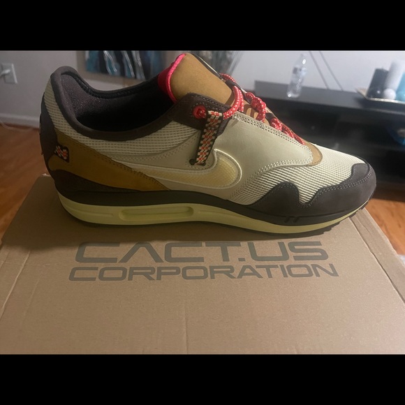 Shoes main image 5